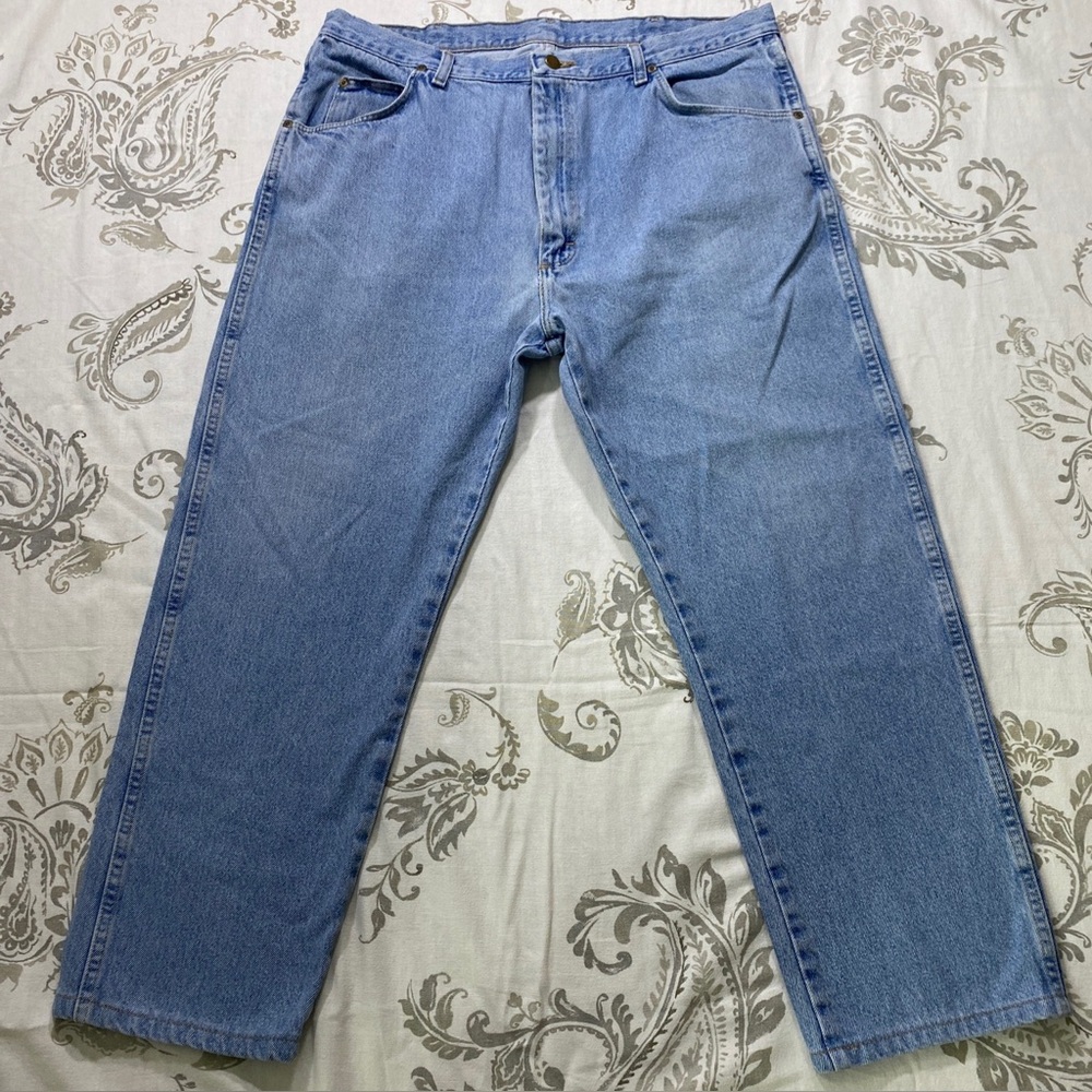 Wrangler Jeans Mens 40X30 Blue
Denim Regular Fit Rugged‎ Wear
Retro Western